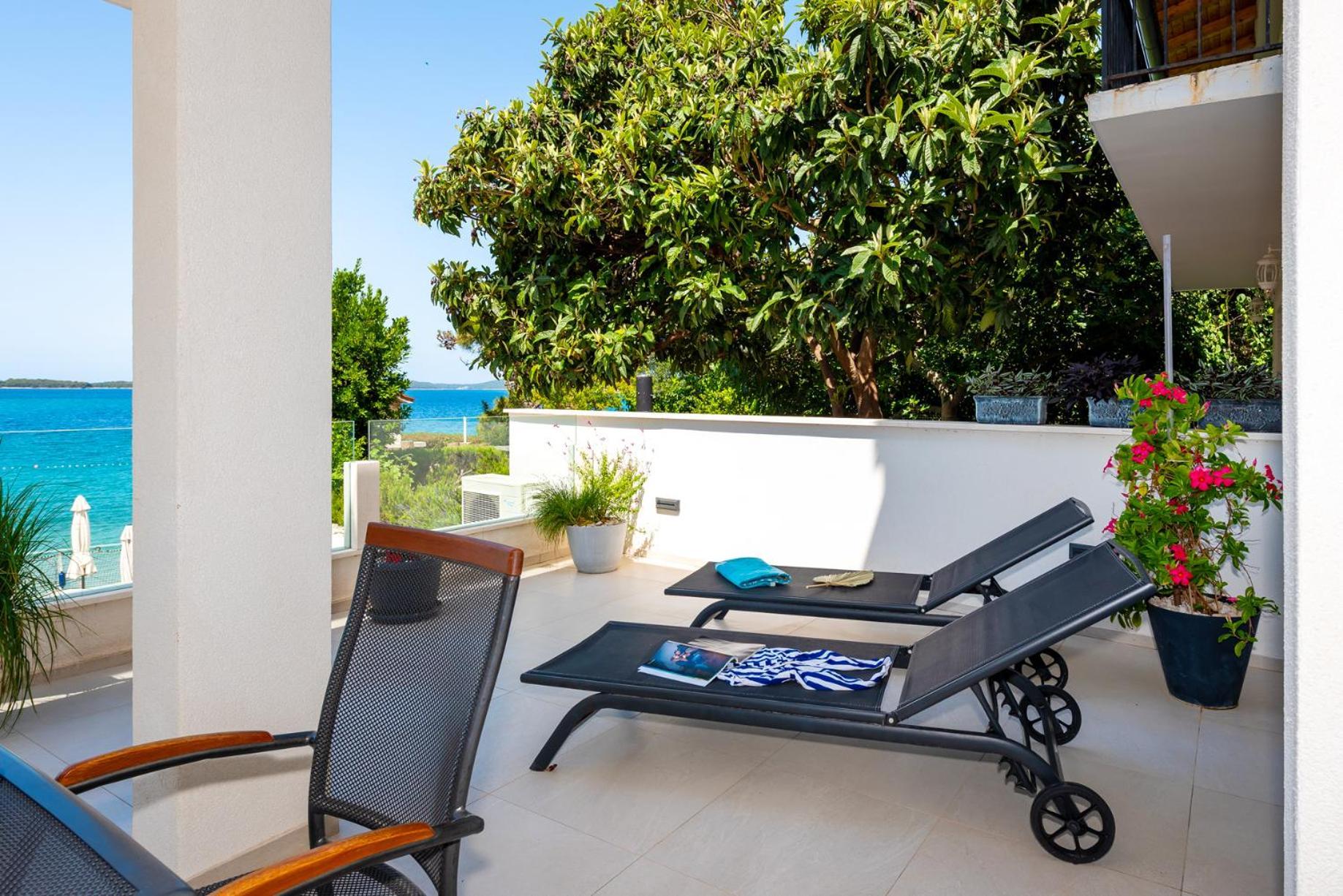Villa Perina ซาบอริซ ภายนอก รูปภาพ